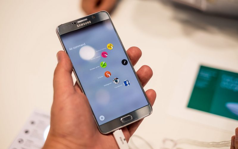 Cómo borrar la caché y los datos de la aplicación en Samsung Galaxy Note 5 1